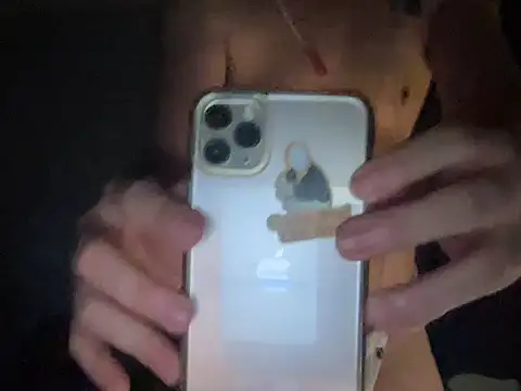 lahungdj12 online show from December 4, 2025, 5:06 am