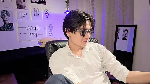 davoxer online show from March 8, 2026, 3:43 am