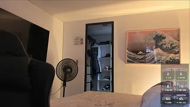 Snapshot of RJBarto chatting on April 5, 2026, 10:07 pm RJBarto online show from April 5, 2026, 10:07 pm