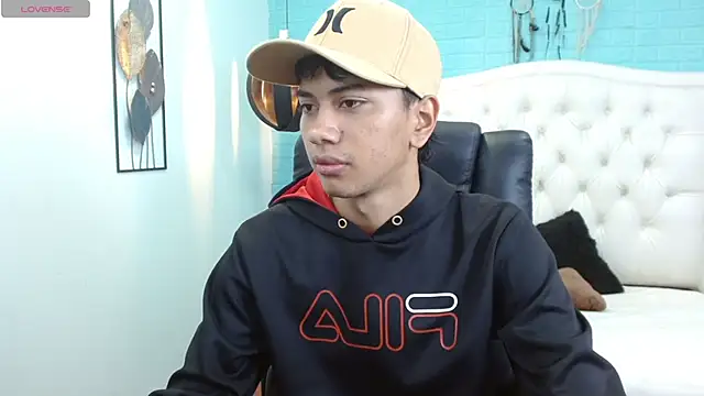 markbowie online show from September 28, 2025, 11:48 am