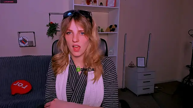 jose fairy online show from October 6, 2025, 7:33 pm