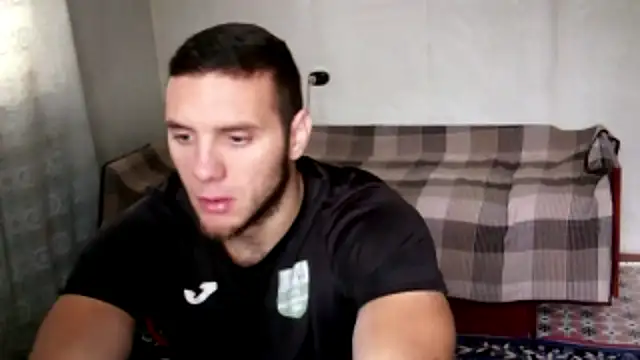 Jordan1Dior online show from October 9, 2025, 7:28 am