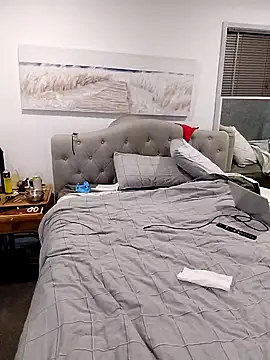 iamthepublickmasterbater online show from September 16, 2025, 12:06 pm