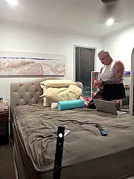 iamthepublickmasterbater online show from March 13, 2026, 3:57 am