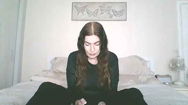 EllaKent online show from February 12, 2026, 3:40 pm