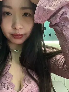 Abby 0505 online show from November 7, 2025, 11:21 am