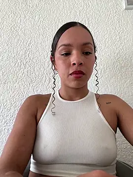 Yasmin777  online show from March 9, 2026, 5:28 pm