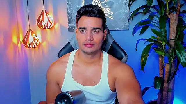 Snapshot of AndresR3 chatting on November 25, 2025, 2:17 pm AndresR3 online show from November 25, 2025, 2:17 pm