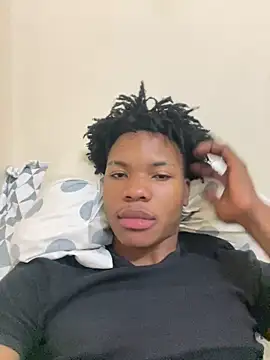 Snapshot of eunegrao chatting on October 15, 2025, 2:44 am eunegrao online show from October 15, 2025, 2:44 am