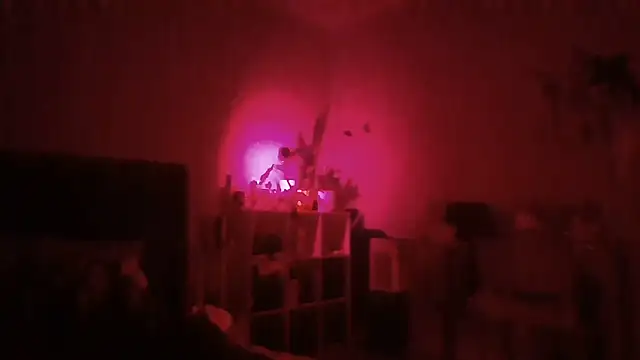 1n0nlythroat online show from May 16, 2026, 12:51 am