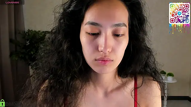 Snapshot of FlirtyAura chatting on May 6, 2026, 3:46 am FlirtyAura online show from May 6, 2026, 3:46 am