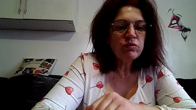 RubyyRosee online show from April 5, 2026, 7:38 am