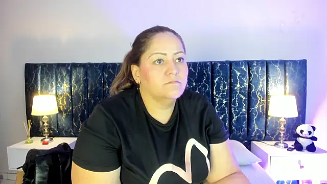 katte landerr online show from February 23, 2026, 1:30 pm