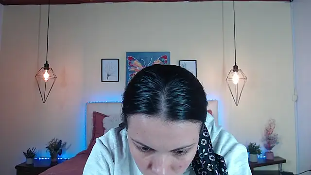 Megan 05  online show from June 16, 2026, 7:27 pm