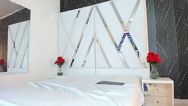 KatySweetas online show from February 27, 2026, 7:36 pm