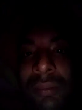 Snapshot of JhonBlase chatting on March 4, 2026, 4:18 am JhonBlase online show from March 4, 2026, 4:18 am