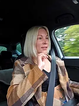 Sunny-Sin online show from September 29, 2025, 8:19 am