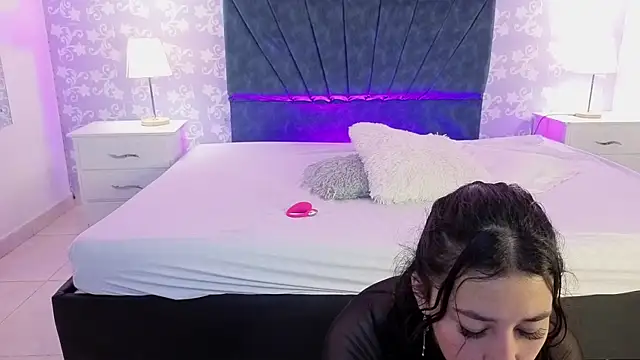 Lisa sweetas online show from April 9, 2026, 2:44 am