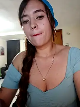 miss berlyn online show from November 15, 2025, 2:53 am