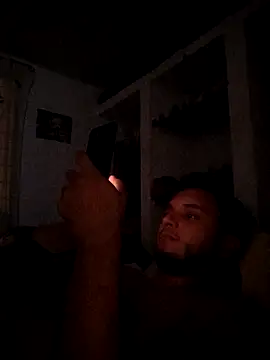 Snapshot of Hotguys111 chatting on September 20, 2025, 4:35 am Hotguys111 online show from September 20, 2025, 4:35 am