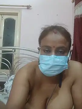 Snapshot of Barna_Love chatting on June 17, 2026, 6:20 pm Barna Love online show from June 17, 2026, 6:20 pm