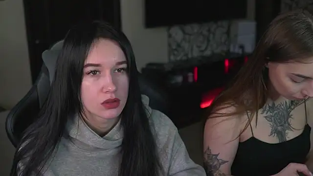 Snapshot of lis_silver chatting on December 4, 2025, 7:39 am lis silver online show from December 4, 2025, 7:39 am