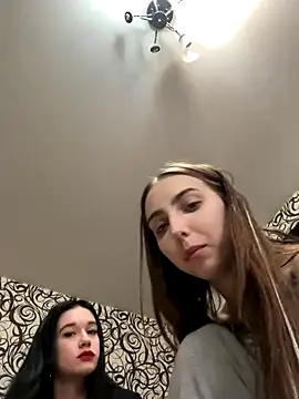 Snapshot of lis_silver chatting on December 5, 2025, 9:18 am lis silver online show from December 5, 2025, 9:18 am