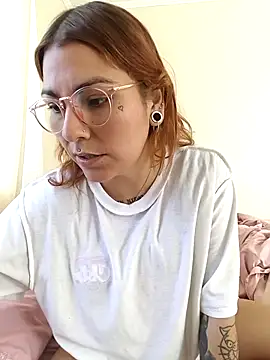 xjuanaxmaldadxxx online show from November 29, 2025, 12:30 pm