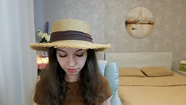 Snapshot of KellyShines chatting on July 7, 2026, 3:20 am KellyShines online show from July 7, 2026, 3:20 am