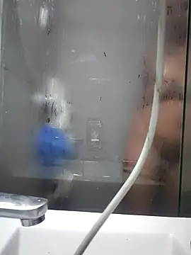 Megara 25 online show from March 17, 2026, 1:10 am