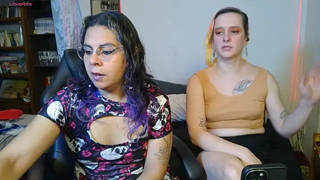 Snapshot of Alani_TransGirl chatting on October 24, 2025, 7:21 pm Alani TransGirl online show from October 24, 2025, 7:21 pm