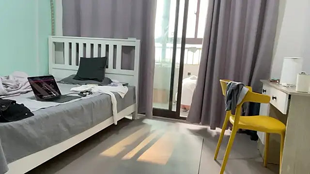 cily online show from December 17, 2025, 3:45 am