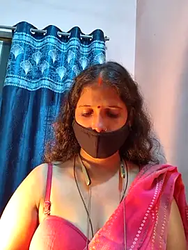 Snapshot of Sonalihot_ chatting on February 3, 2026, 7:02 am Sonalihot online show from February 3, 2026, 7:02 am