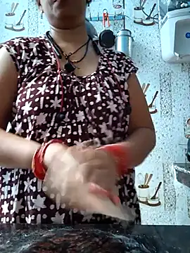 Sonalihot  online show from June 30, 2026, 2:12 am