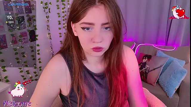 Moon  Bunny online show from February 2, 2026, 12:15 pm