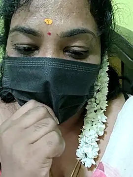 Snapshot of Tamil_Mithra chatting on July 7, 2026, 7:40 pm Tamil Mithra online show from July 7, 2026, 7:40 pm