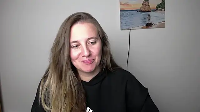 Snapshot of Darklure_ chatting on October 9, 2025, 2:15 pm Darklure online show from October 9, 2025, 2:15 pm