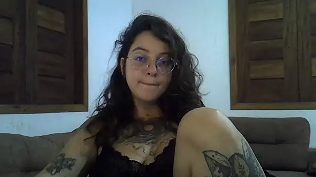 Blue Liz online show from May 12, 2026, 8:28 pm