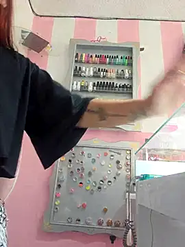 sandy y online show from November 12, 2025, 4:18 pm