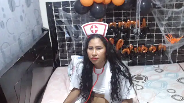 PERLA BLACK  online show from October 31, 2025, 7:42 am