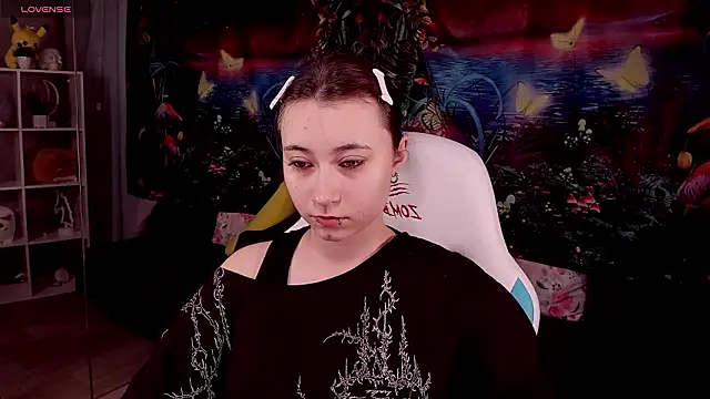 ClaraParks online show from March 26, 2026, 7:30 pm