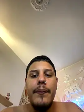 Snapshot of Niico_Robiin_ chatting on September 14, 2025, 4:00 am Niico Robiin  online show from September 14, 2025, 4:00 am