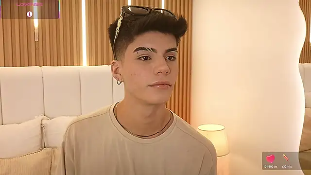 Dulcey  online show from March 16, 2026, 5:24 am