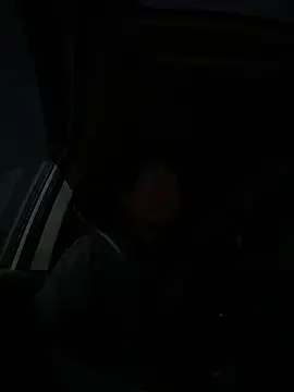 koukou322 online show from December 18, 2025, 9:32 pm