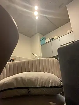 Snapshot of prettydollyy chatting on April 22, 2026, 10:28 am prettydollyy online show from April 22, 2026, 10:28 am