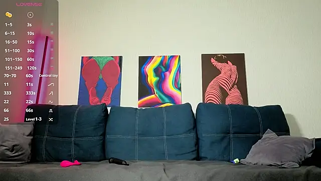 TrixiBell online show from February 27, 2026, 6:46 am