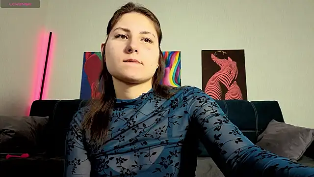 TrixiBell online show from March 24, 2026, 5:56 am