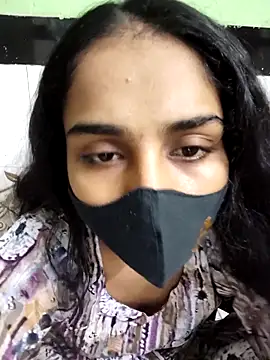 Snapshot of Zoya_G chatting on March 1, 2026, 10:28 am Zoya G online show from March 1, 2026, 10:28 am