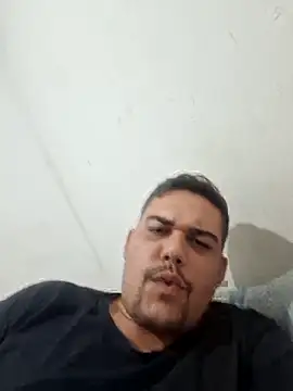 Snapshot of feehzungi0000 chatting on November 24, 2025, 3:06 am feehzungi0000 online show from November 24, 2025, 3:06 am