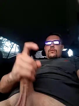 Snapshot of feehzungi0000 chatting on February 16, 2026, 9:11 pm feehzungi0000 online show from February 16, 2026, 9:11 pm